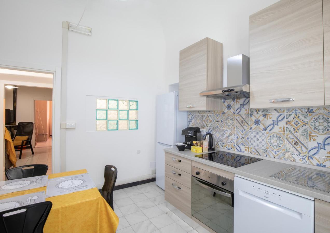 Apartament Via Manzoni Savona Zewnętrze zdjęcie